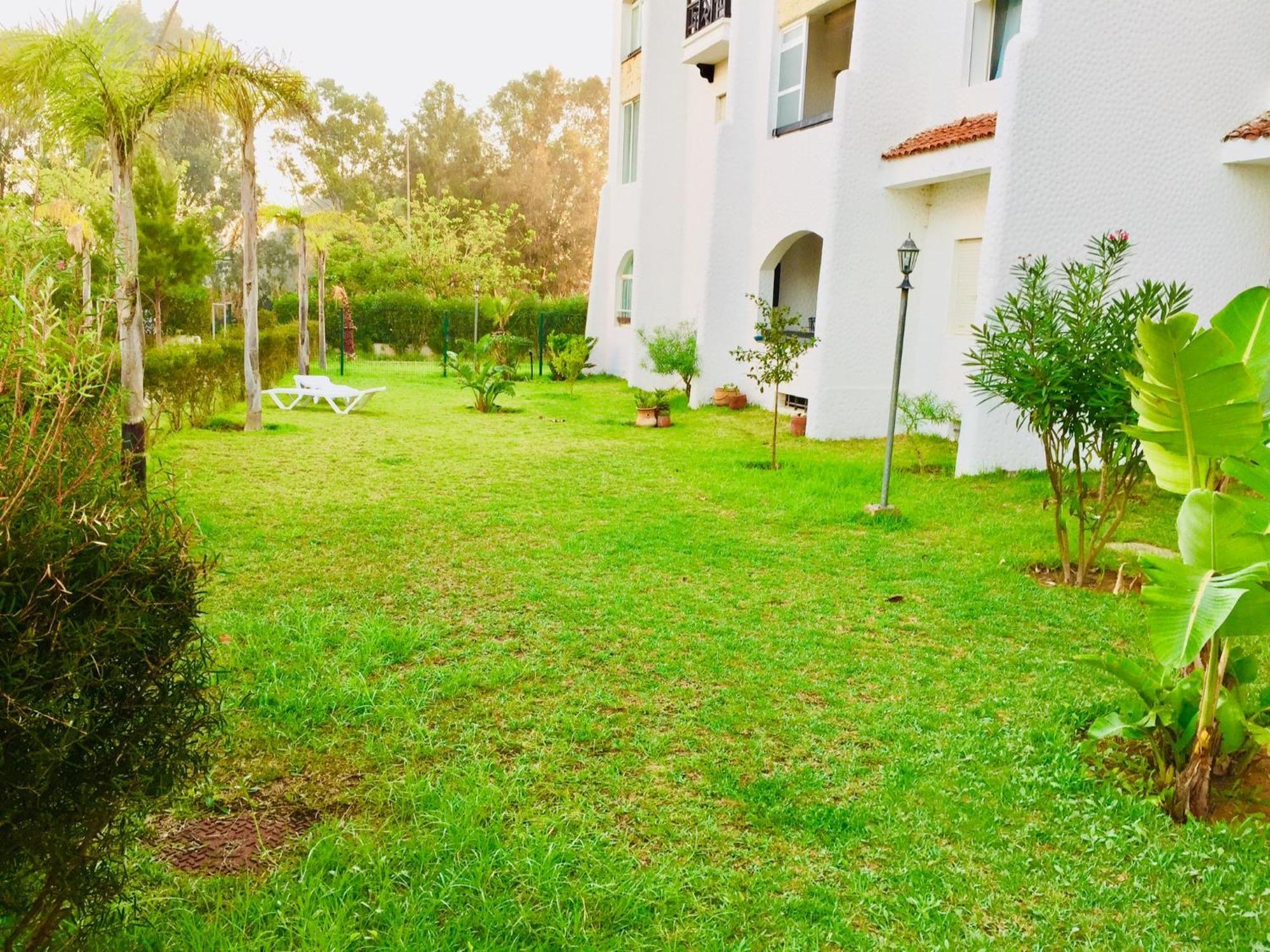 Chez Marya Asilah Marina Golf Uniquement Famille Apartment Exterior photo